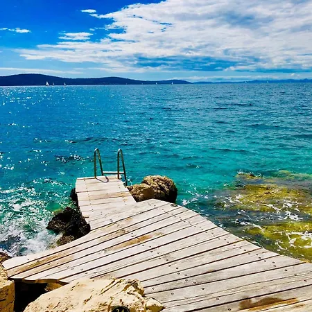 Convalaria Villa Sutivan