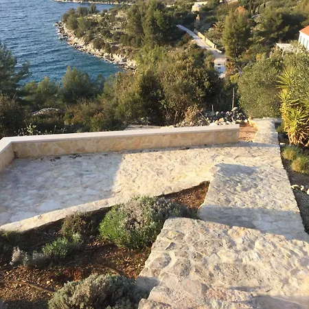 Convalaria Villa Sutivan